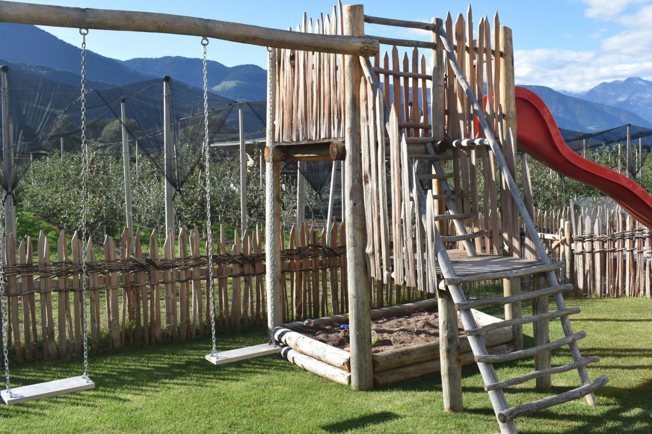 شقة Feldhof Vilpian- Urlaub Auf Dem Bauernhof المظهر الخارجي الصورة